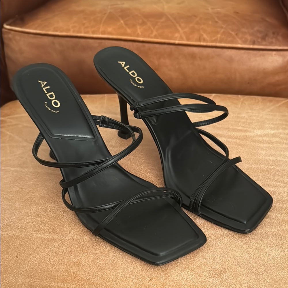 ALDO Black Strappy Women's Sandals (Size 9)
